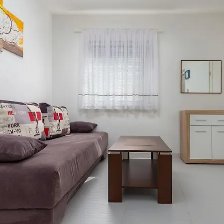 Pensjonat Smaila Pula